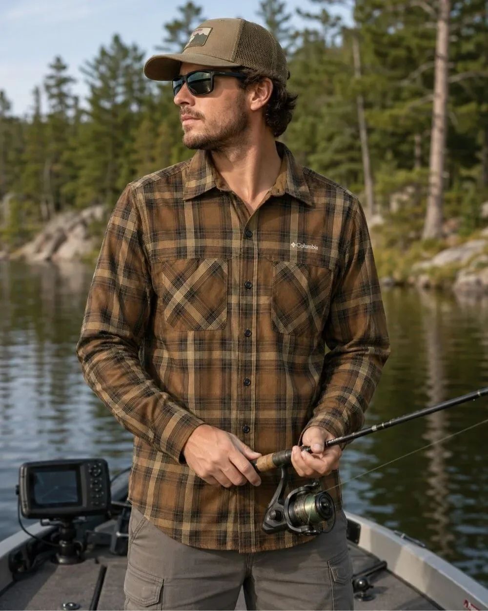Columbia men’s Omni wick advanced evaporation Brown plaid button down LARGE #120